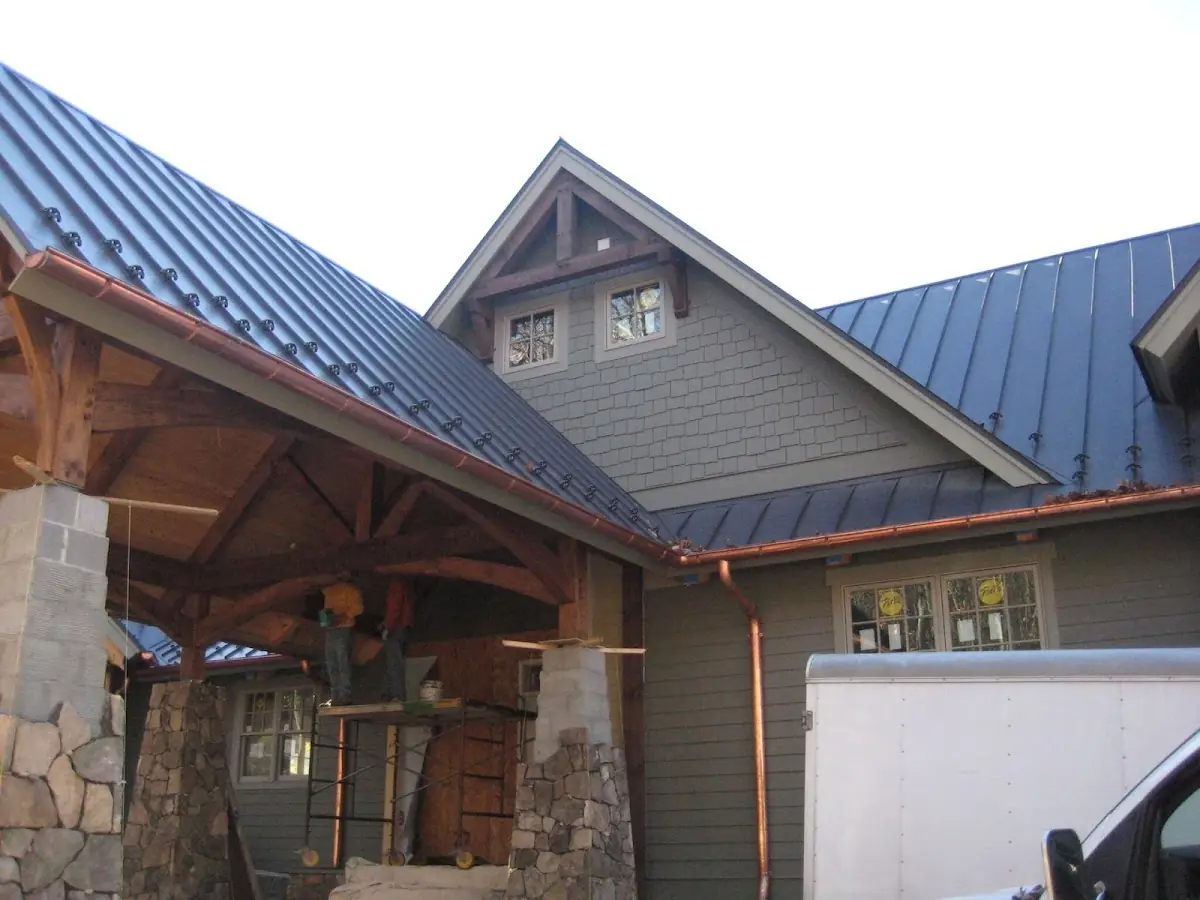 Craftsman Roofing team delivering quality roofing work in Chantilly Woods